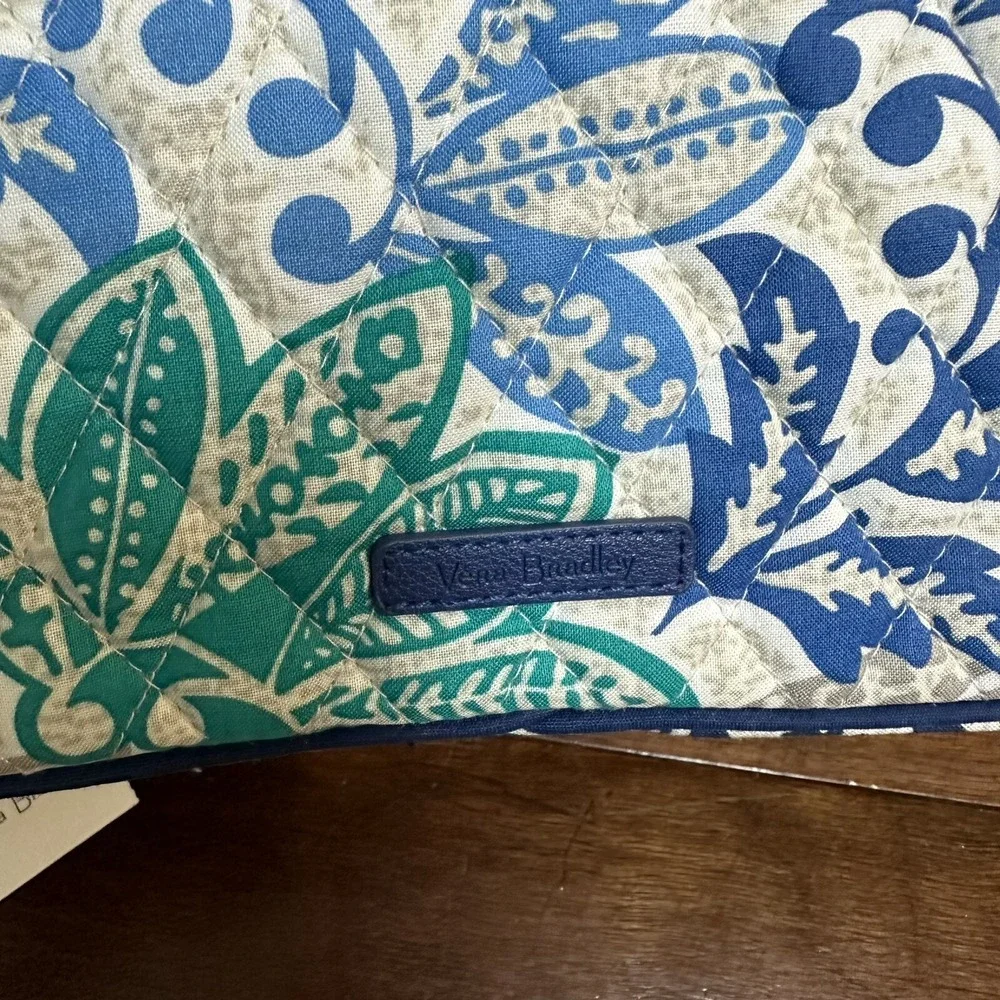 Vera Bradley Large Blush & Brush Makeup Case Santiago Cosmetics Bag NEW